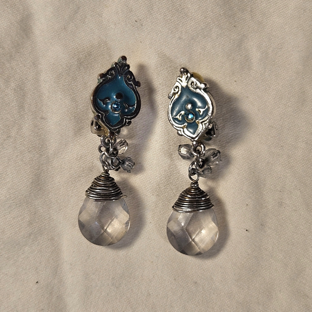 Elegant Vintage Silver and Blue Drop Clip On Earrings